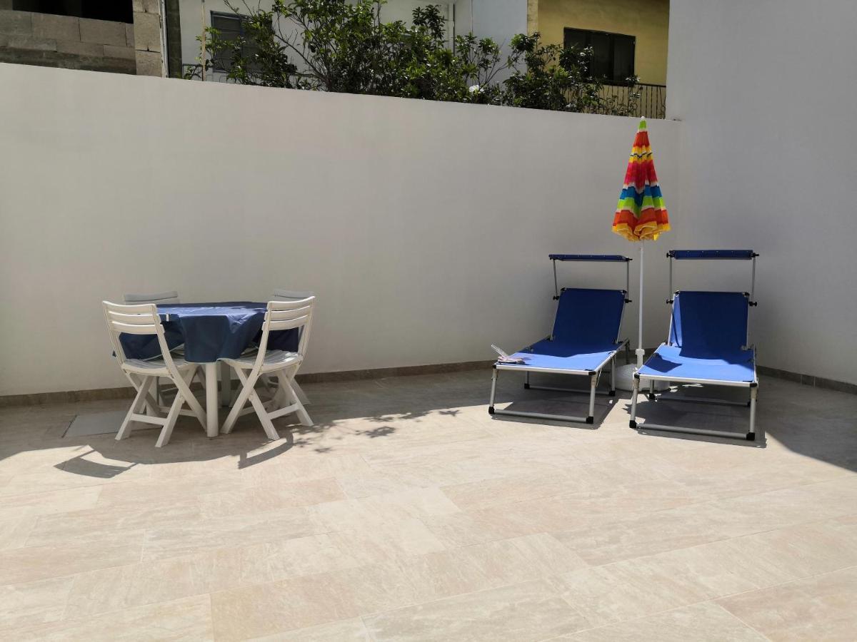 Modern Apartment With Large Outdoor Area - Sleeps 7, Close To Malta International Airport Luqa Kültér fotó